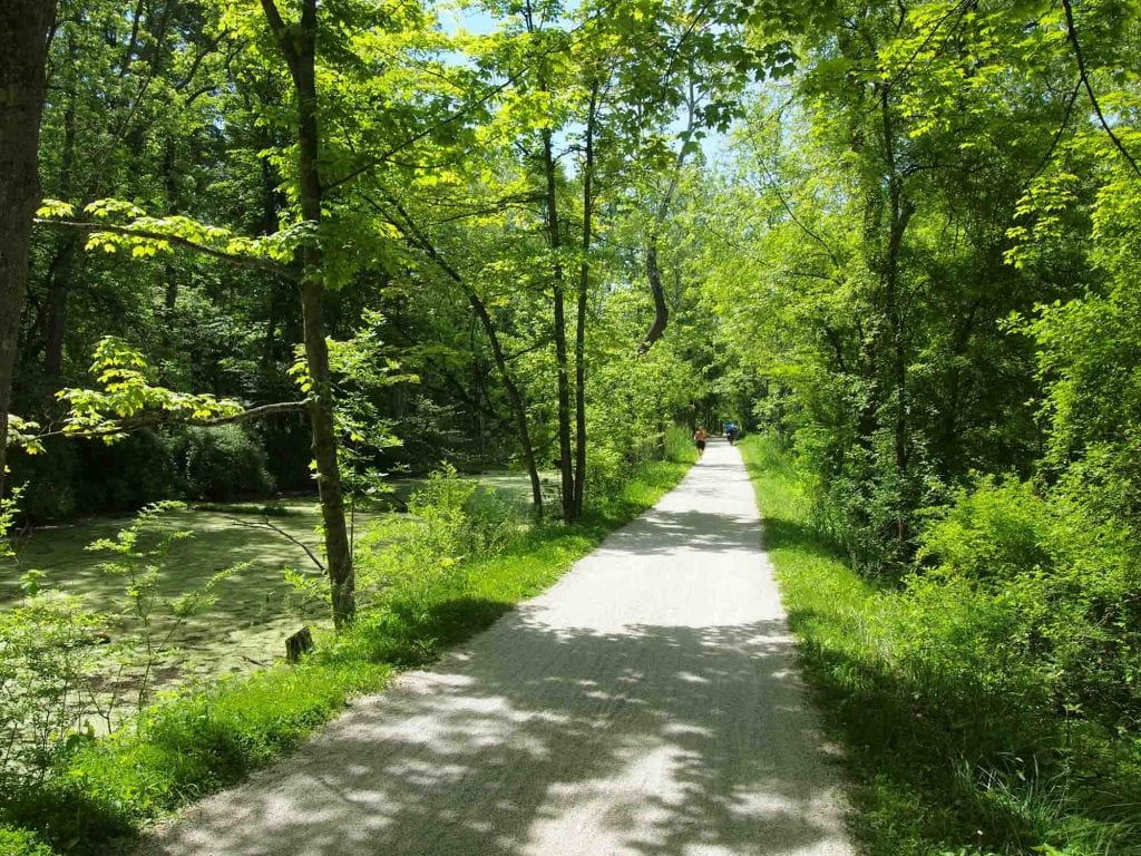 Sendero de camino de sirga de Ohio y Erie