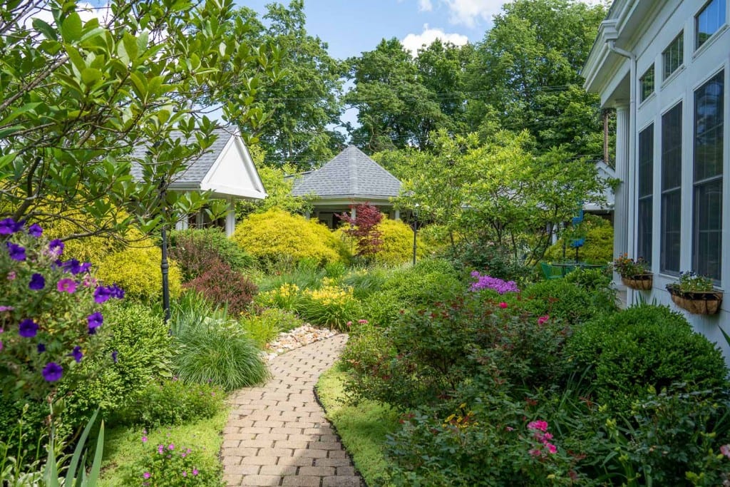 Jardines de Mount Vernon Inn
