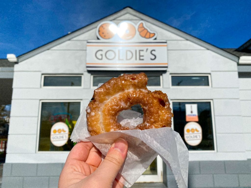 Rosquilla de crema agria de Goldie's